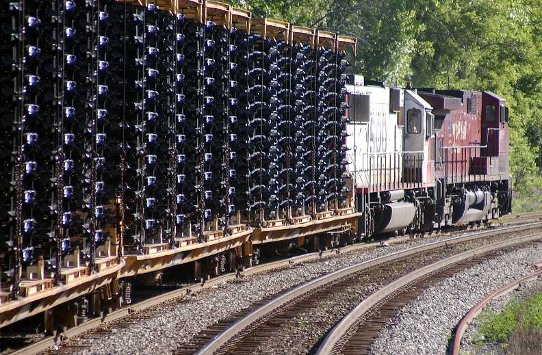 Canadian Pacific train X512 pauses in Gross siding for the passing of Amtrak's Pere Marquette at Bangor, Michigan on May 25, 2005. Photo by J.R.V. at HS.
